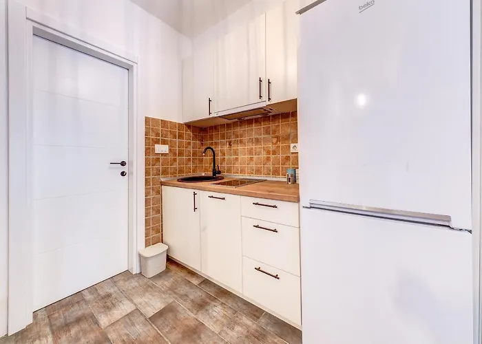 Happy Home Apartments